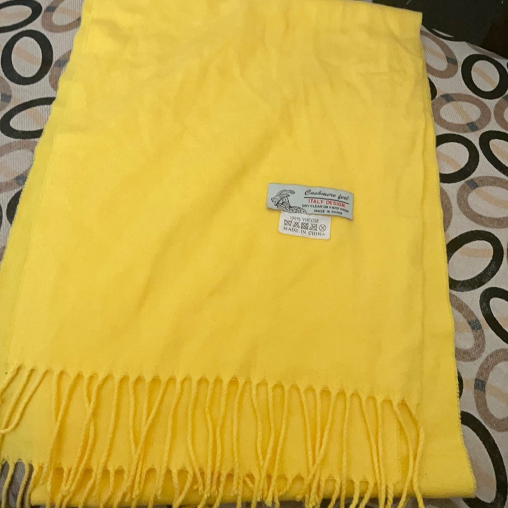 Yellow sweater